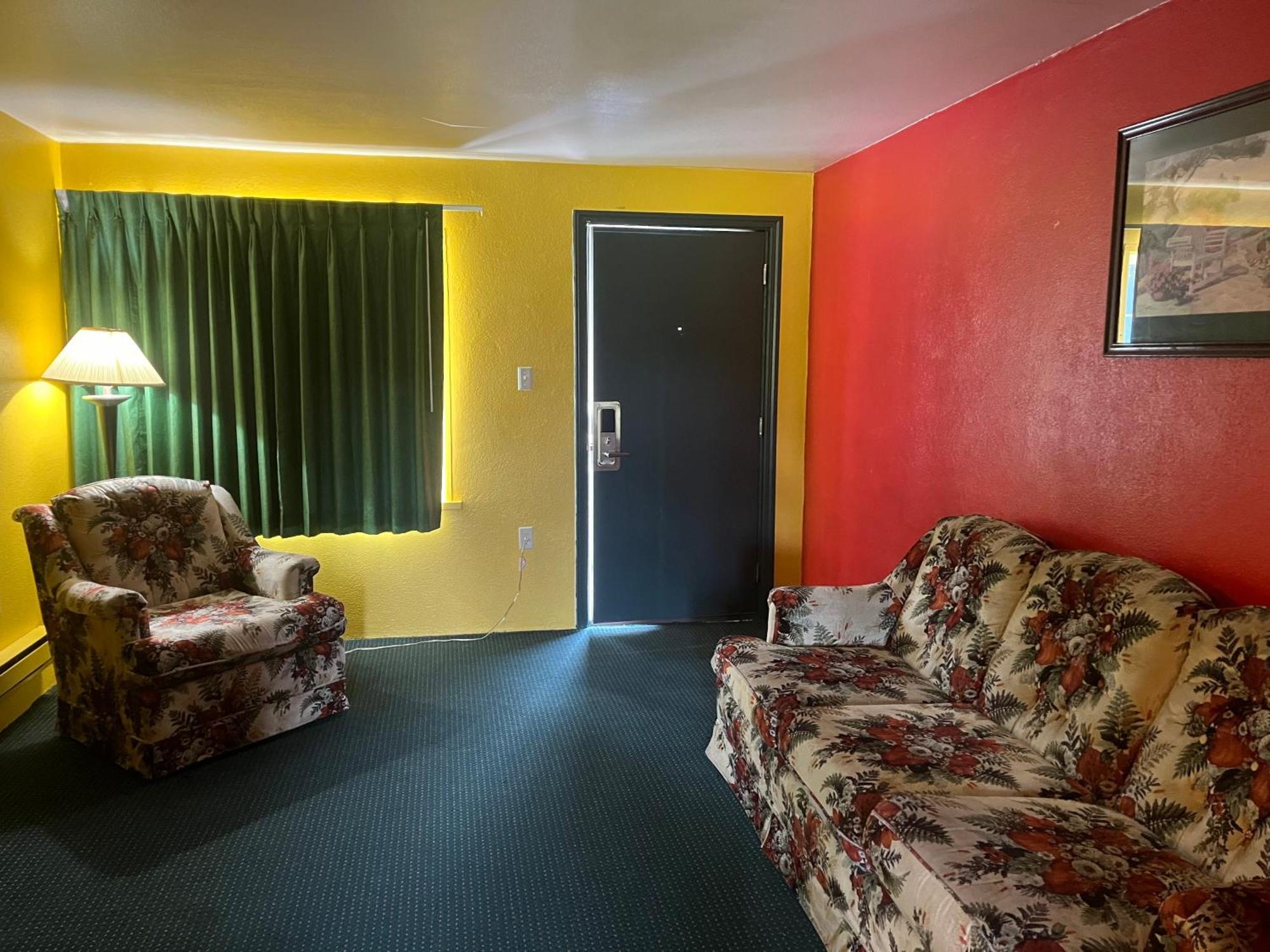 Holly Motel Southampton Екстер'єр фото