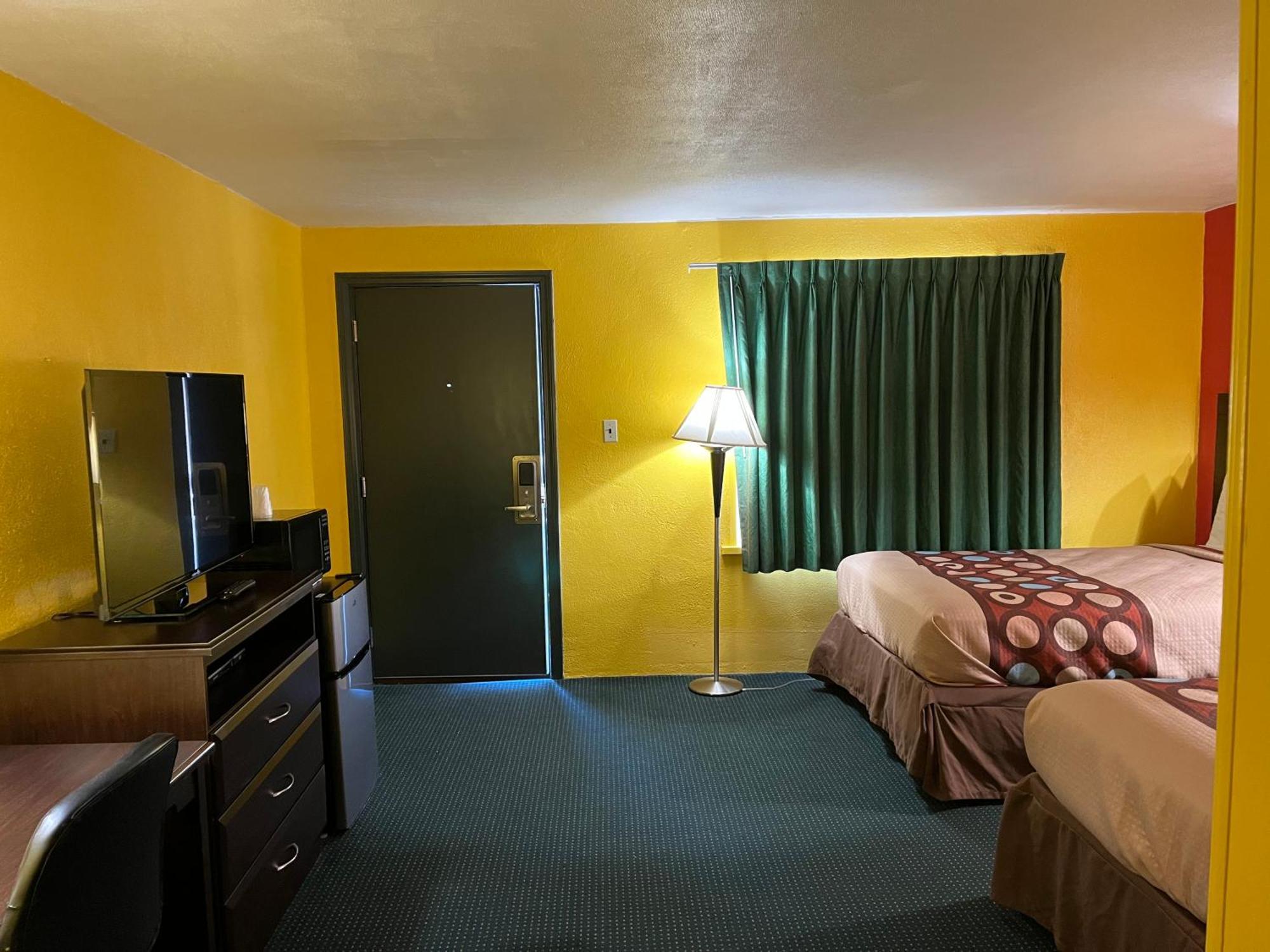 Holly Motel Southampton Екстер'єр фото
