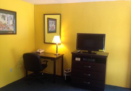 Holly Motel Southampton Екстер'єр фото